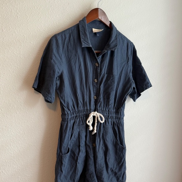 Universal Thread Blue Linen Romper - Picture 3 of 6